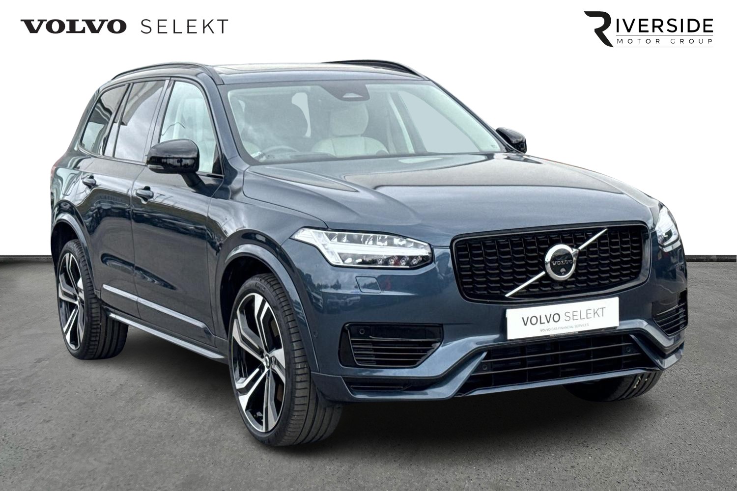 Main listing image - Volvo XC90