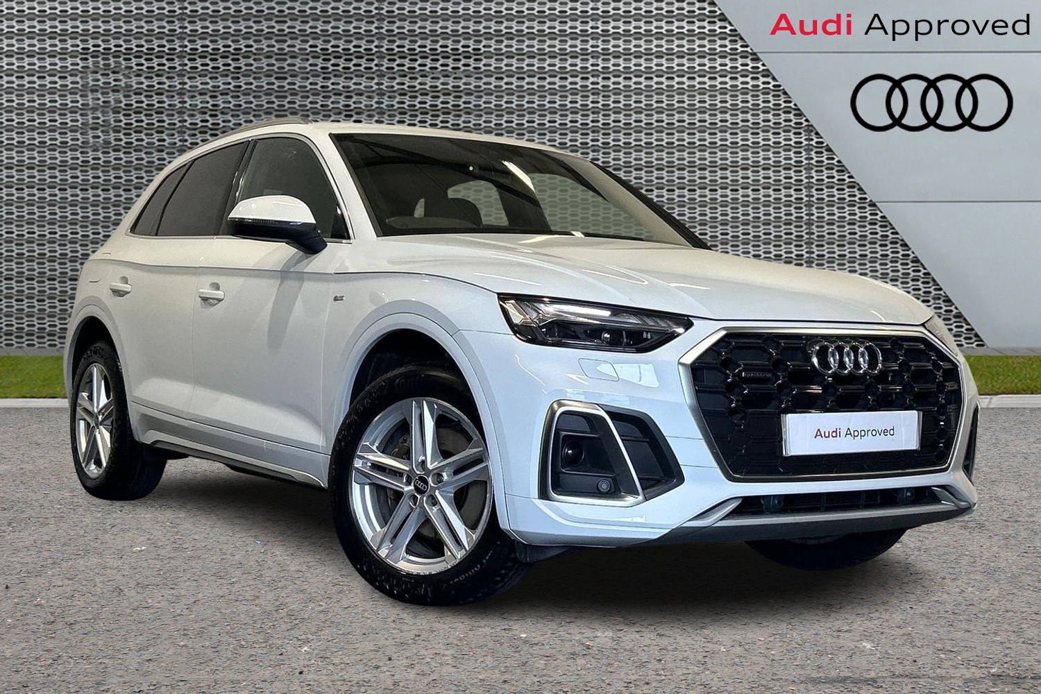 Main listing image - Audi Q5