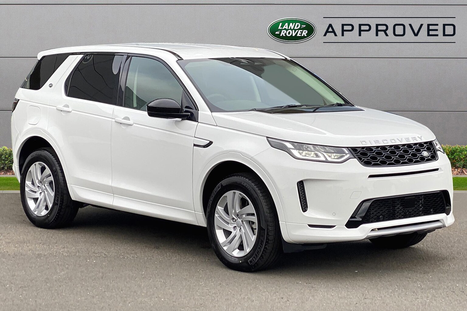 Main listing image - Land Rover Discovery Sport