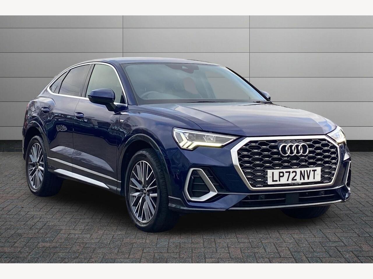 Main listing image - Audi Q3