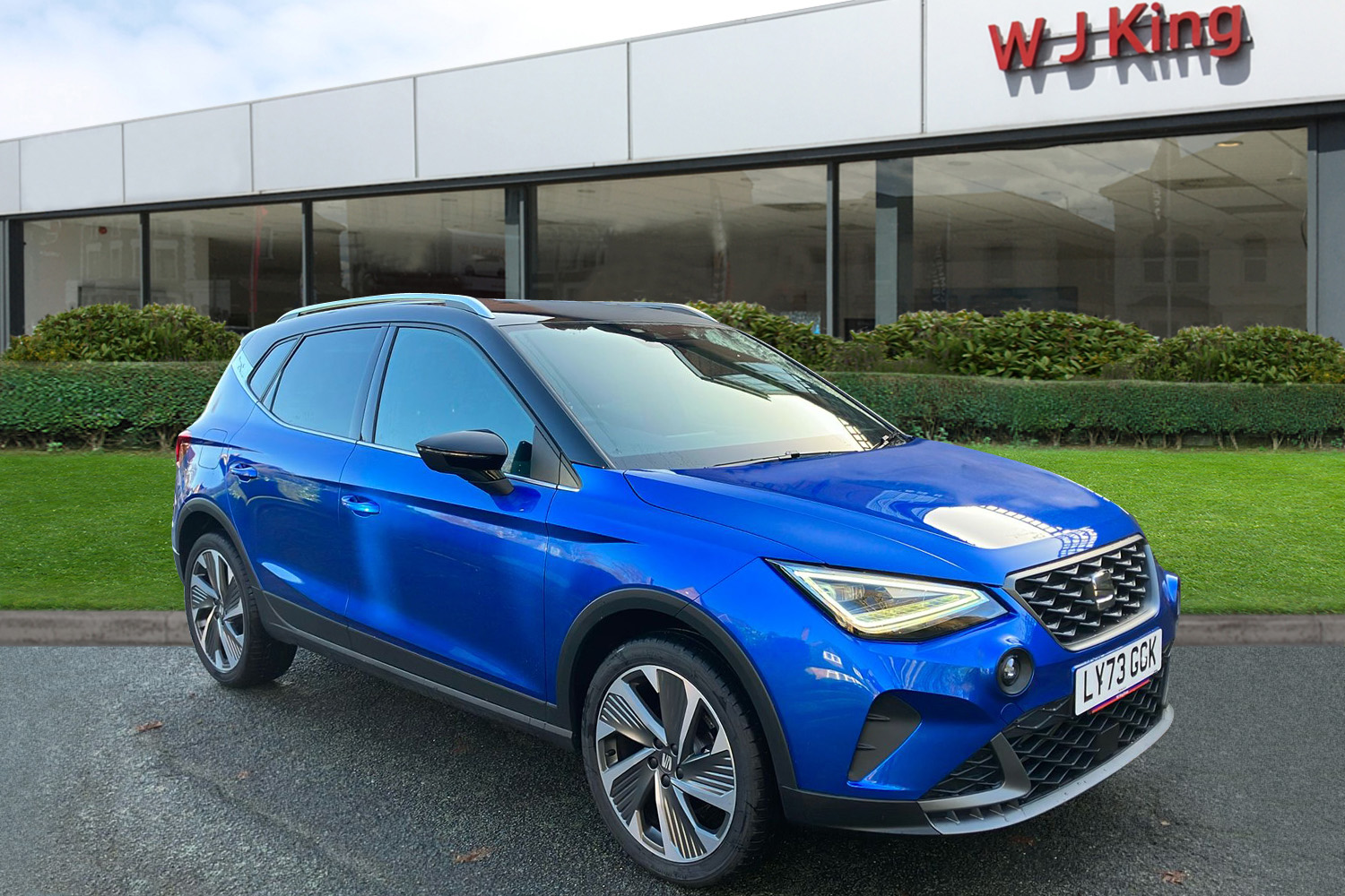 Main listing image - SEAT Arona