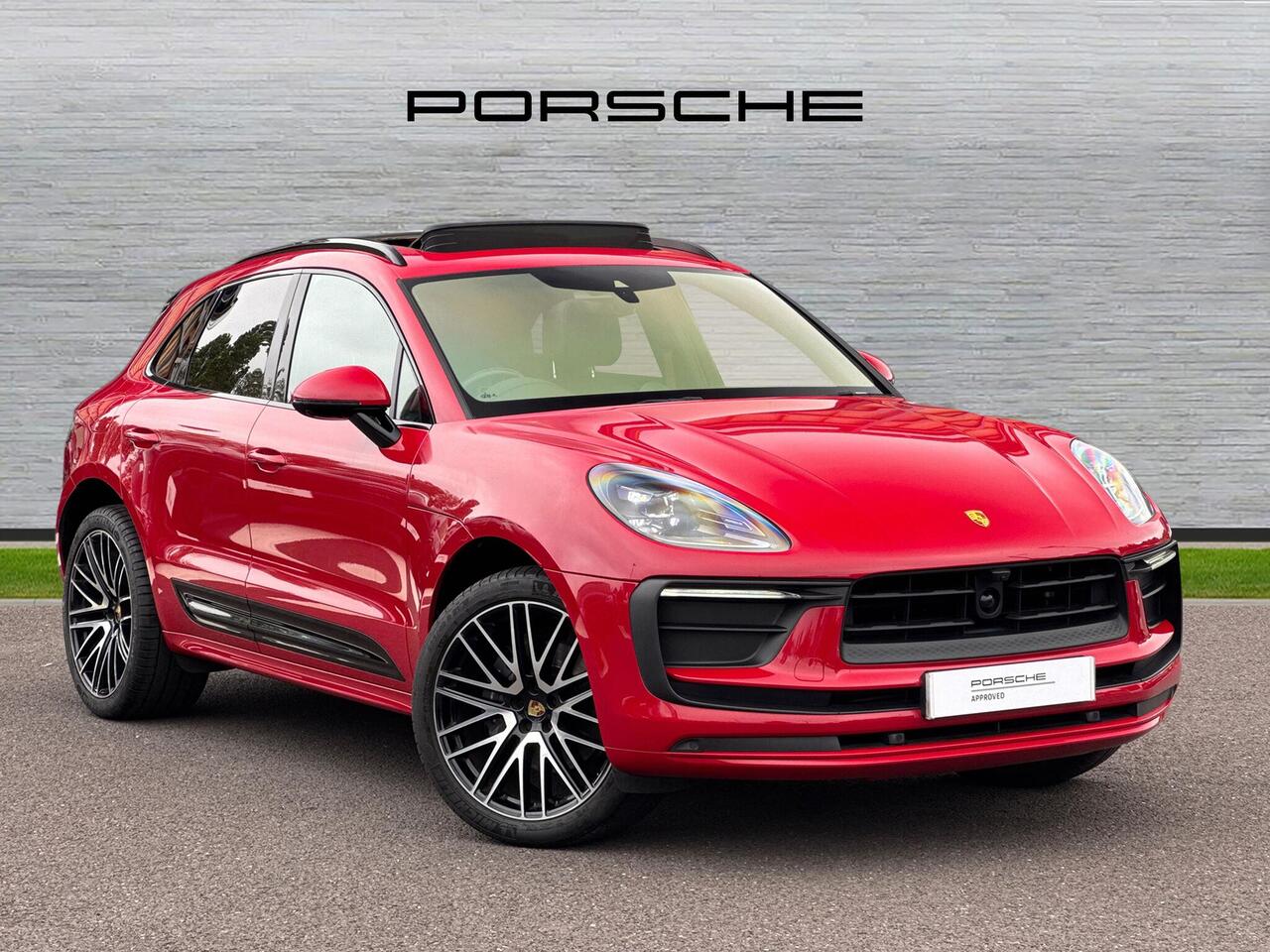 Main listing image - Porsche Macan