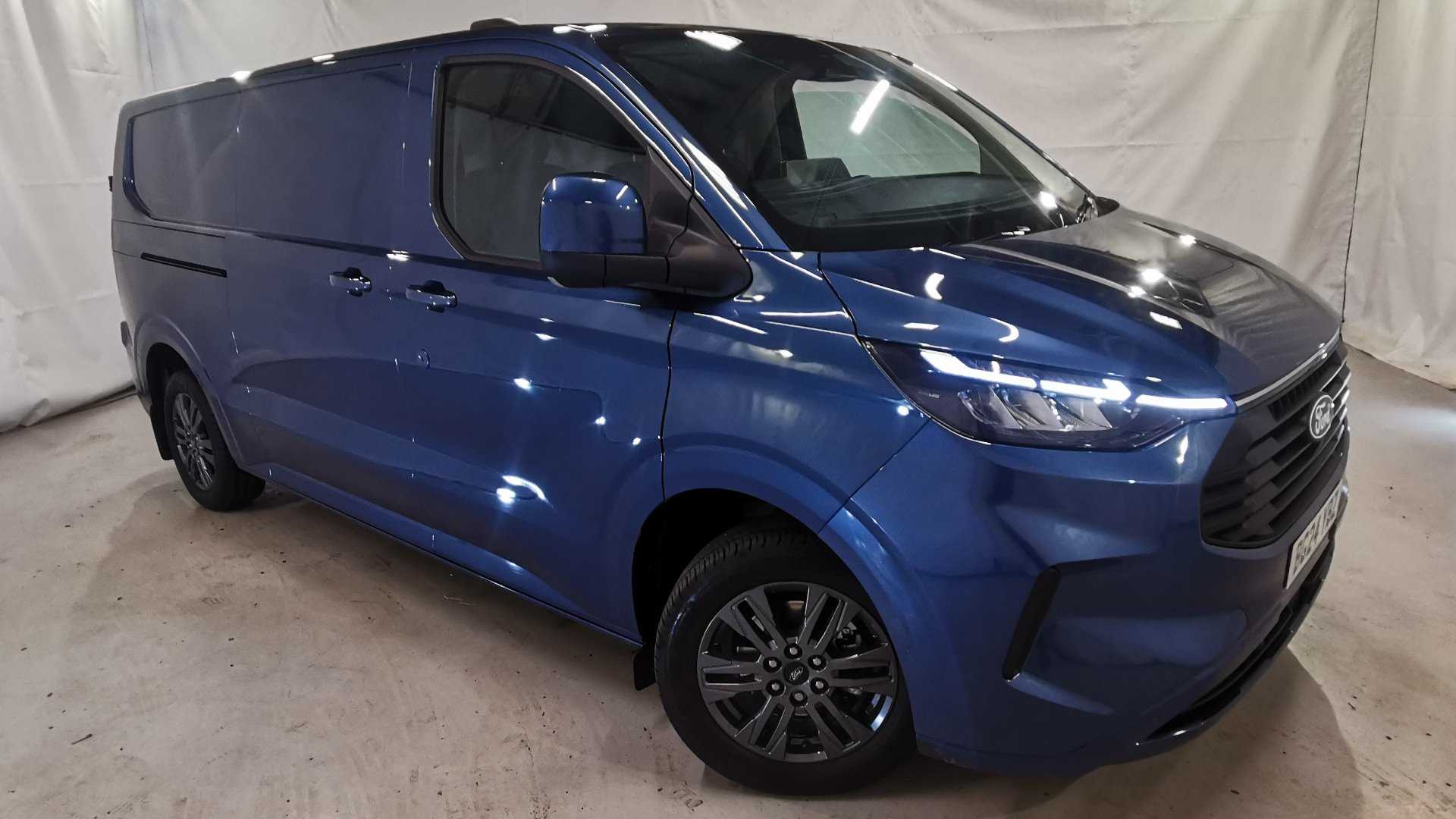 Main listing image - Ford Transit Custom