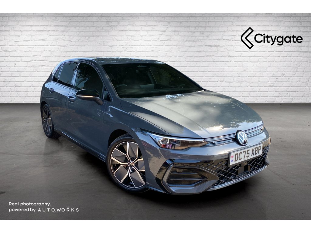 Main listing image - Volkswagen Golf
