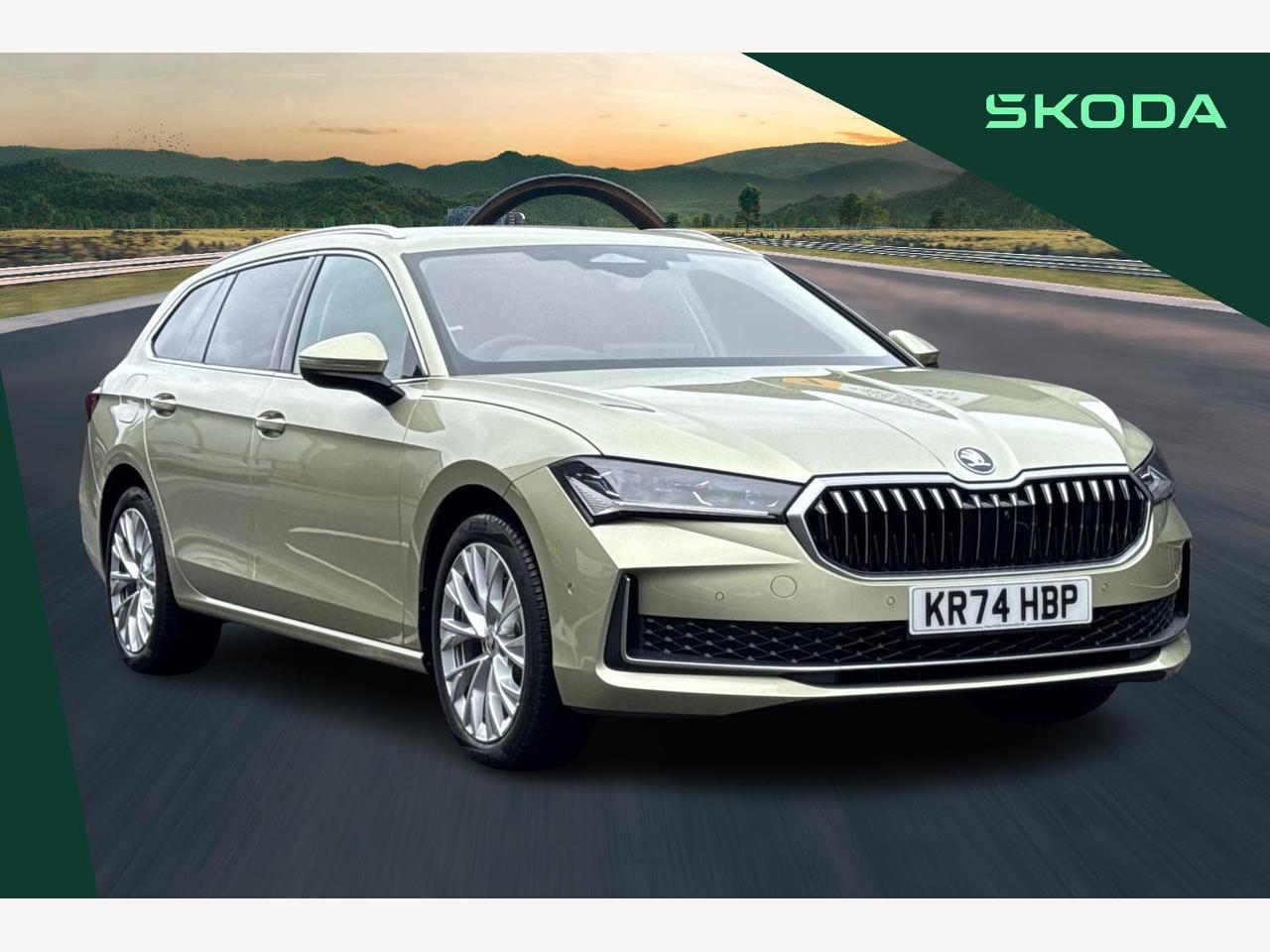 Main listing image - Skoda Superb Estate