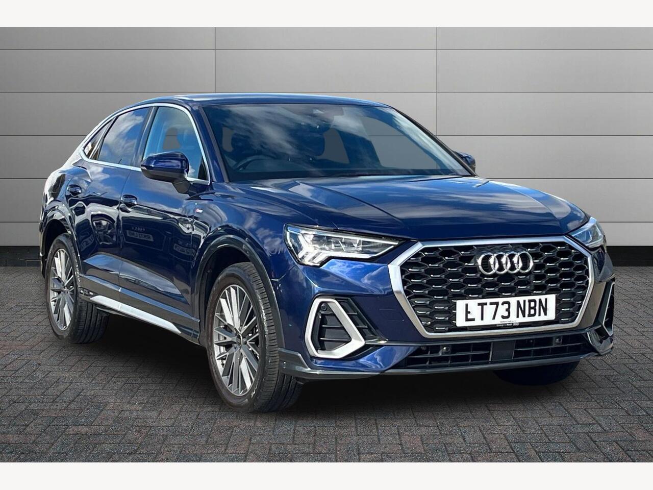 Main listing image - Audi Q3