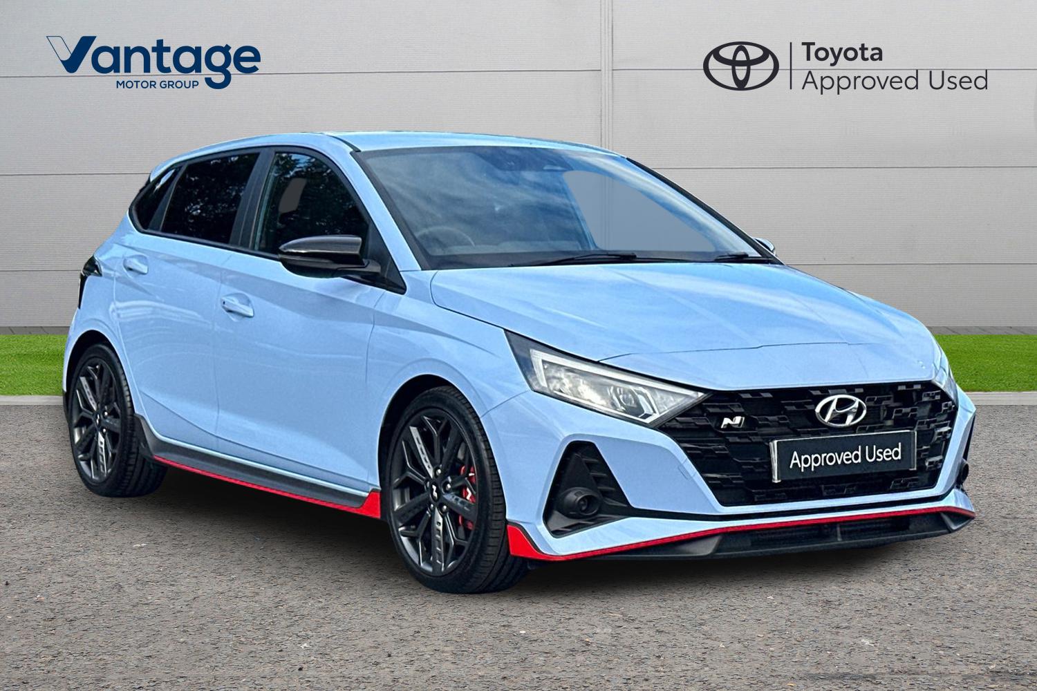 Main listing image - Hyundai i20