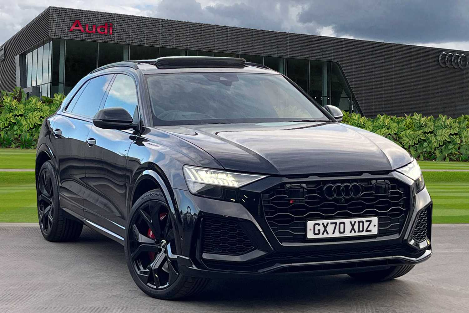 Main listing image - Audi RS Q8