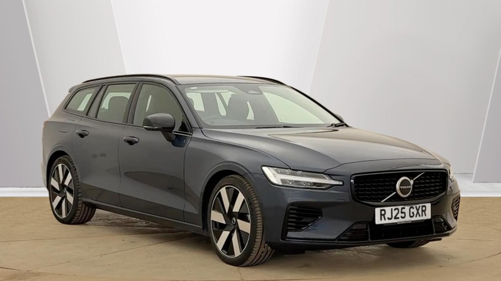 Main listing image - Volvo V60
