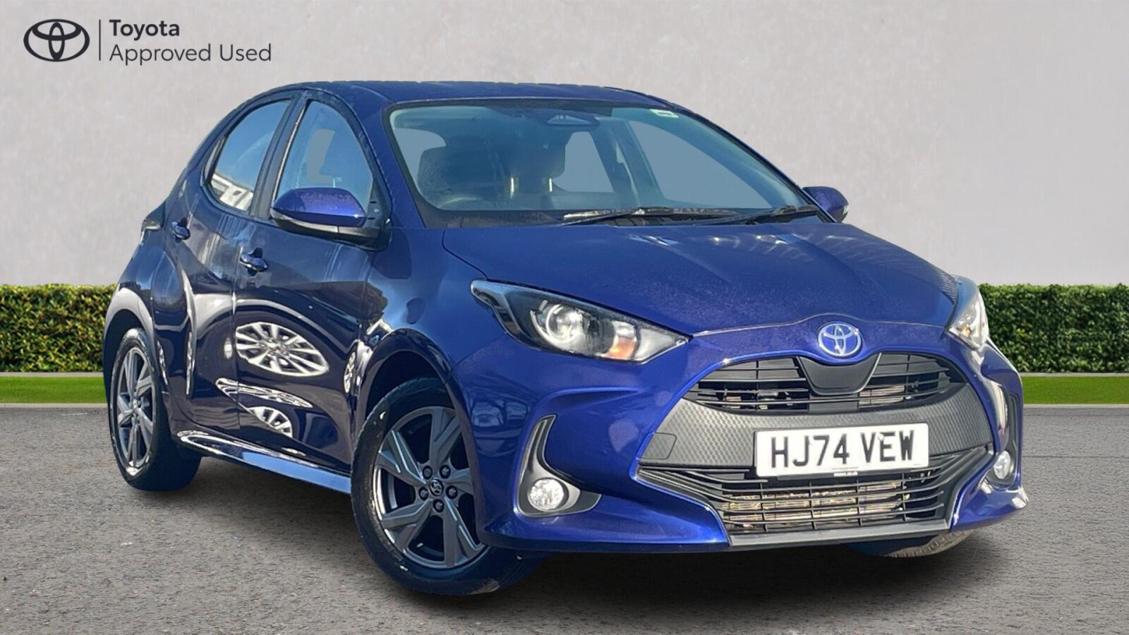 Main listing image - Toyota Yaris