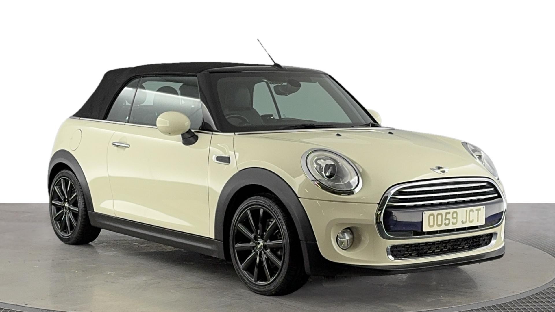 Main listing image - MINI Convertible