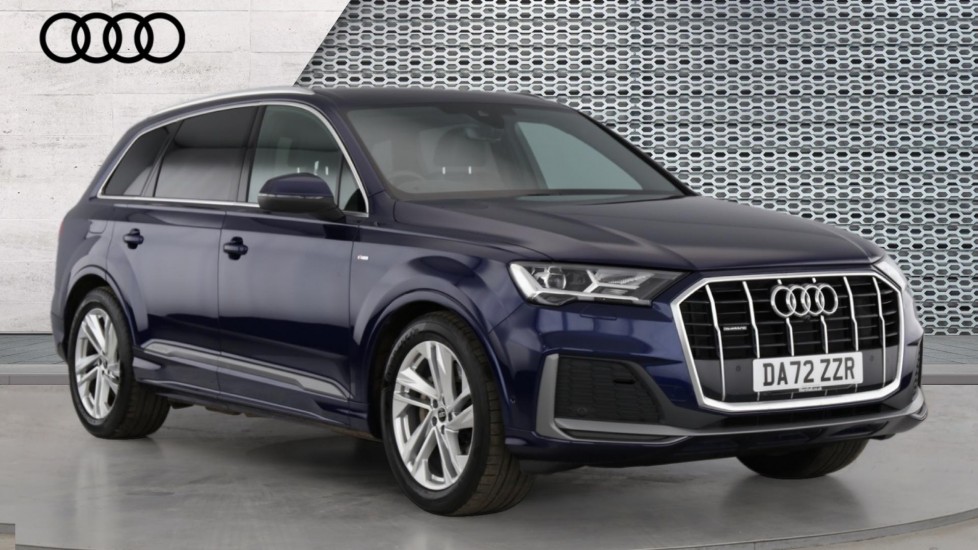 Main listing image - Audi Q7