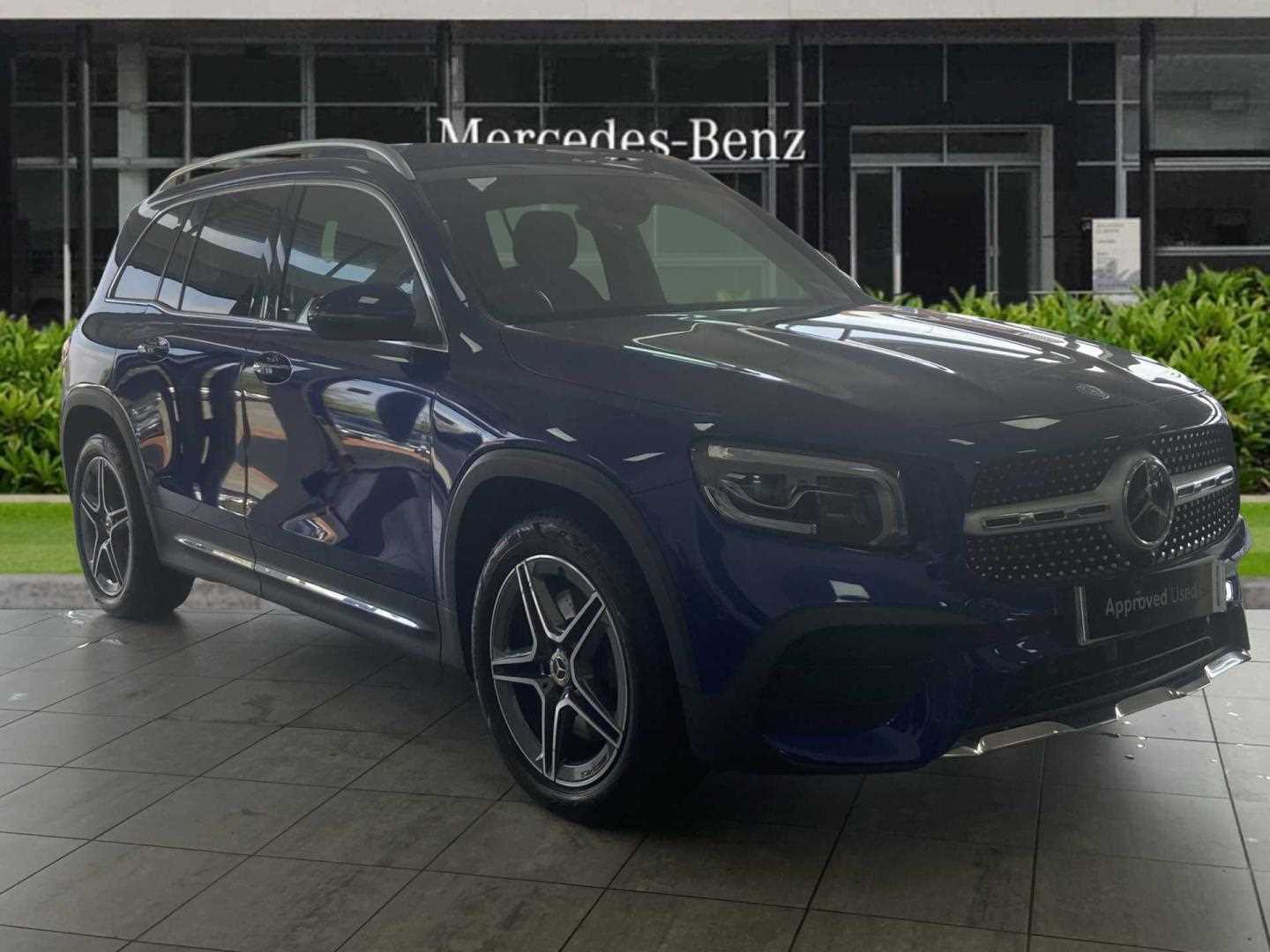 Main listing image - Mercedes-Benz GLB