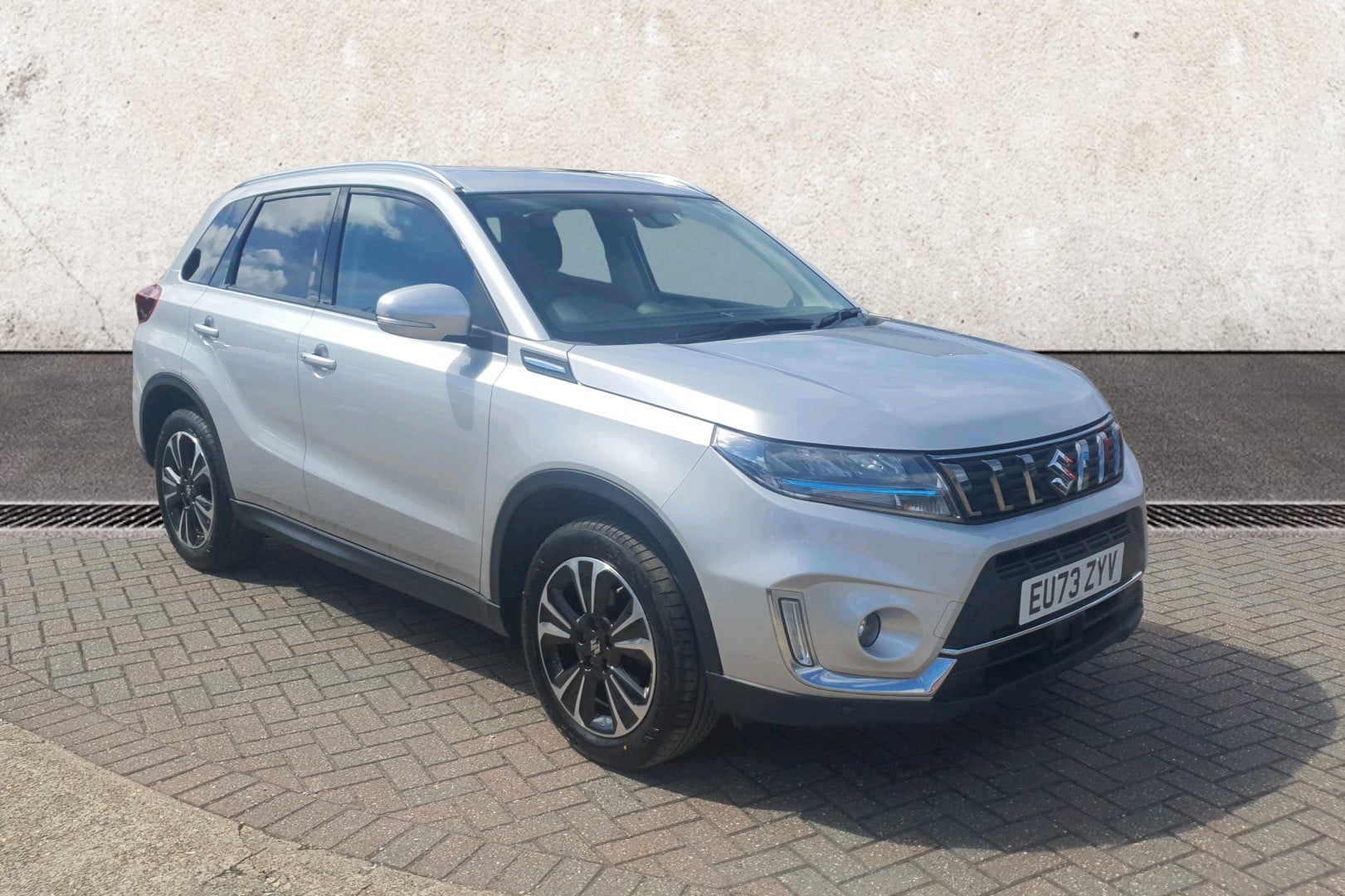 Main listing image - Suzuki Vitara