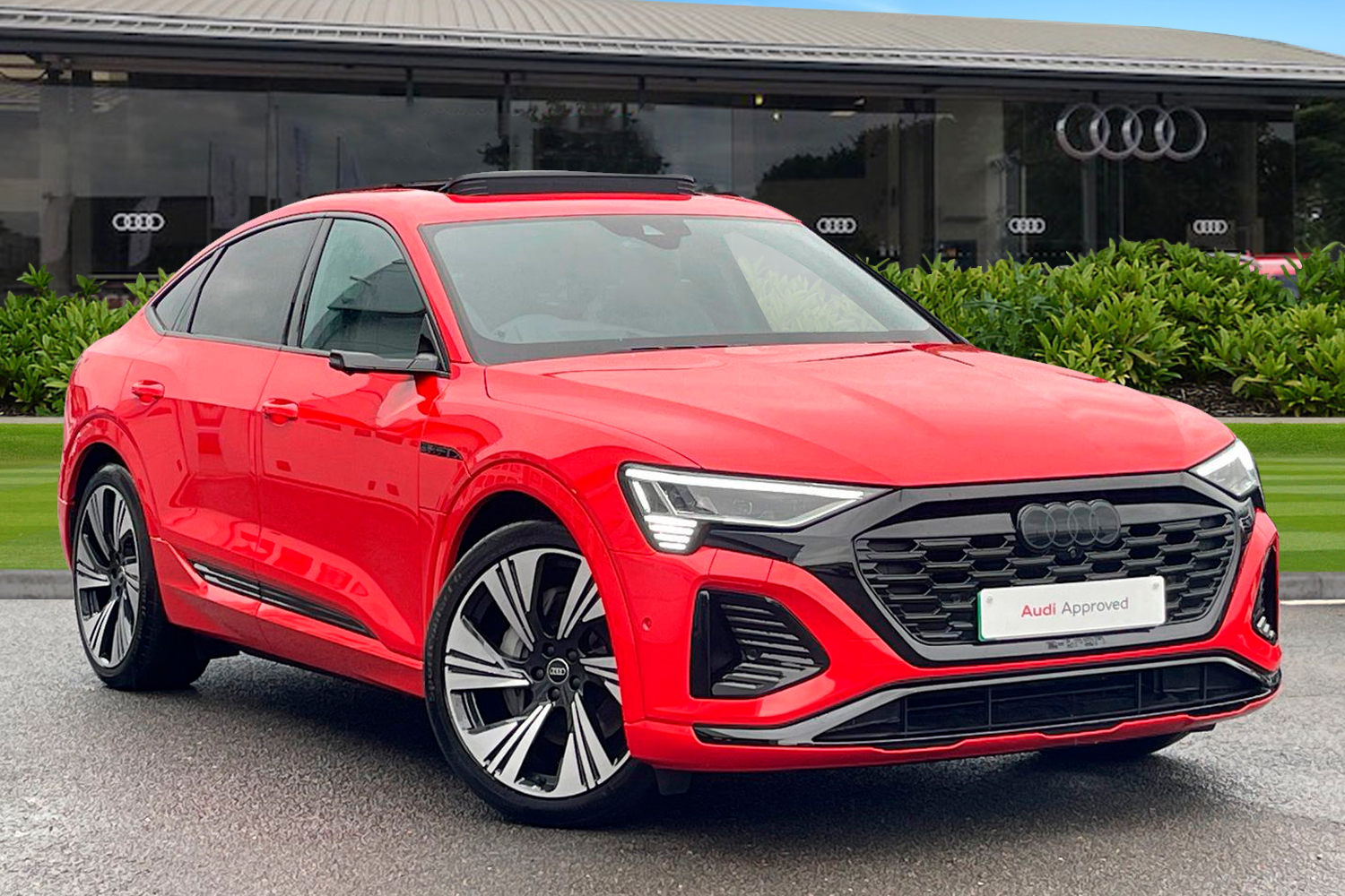 Main listing image - Audi Q8 e-tron