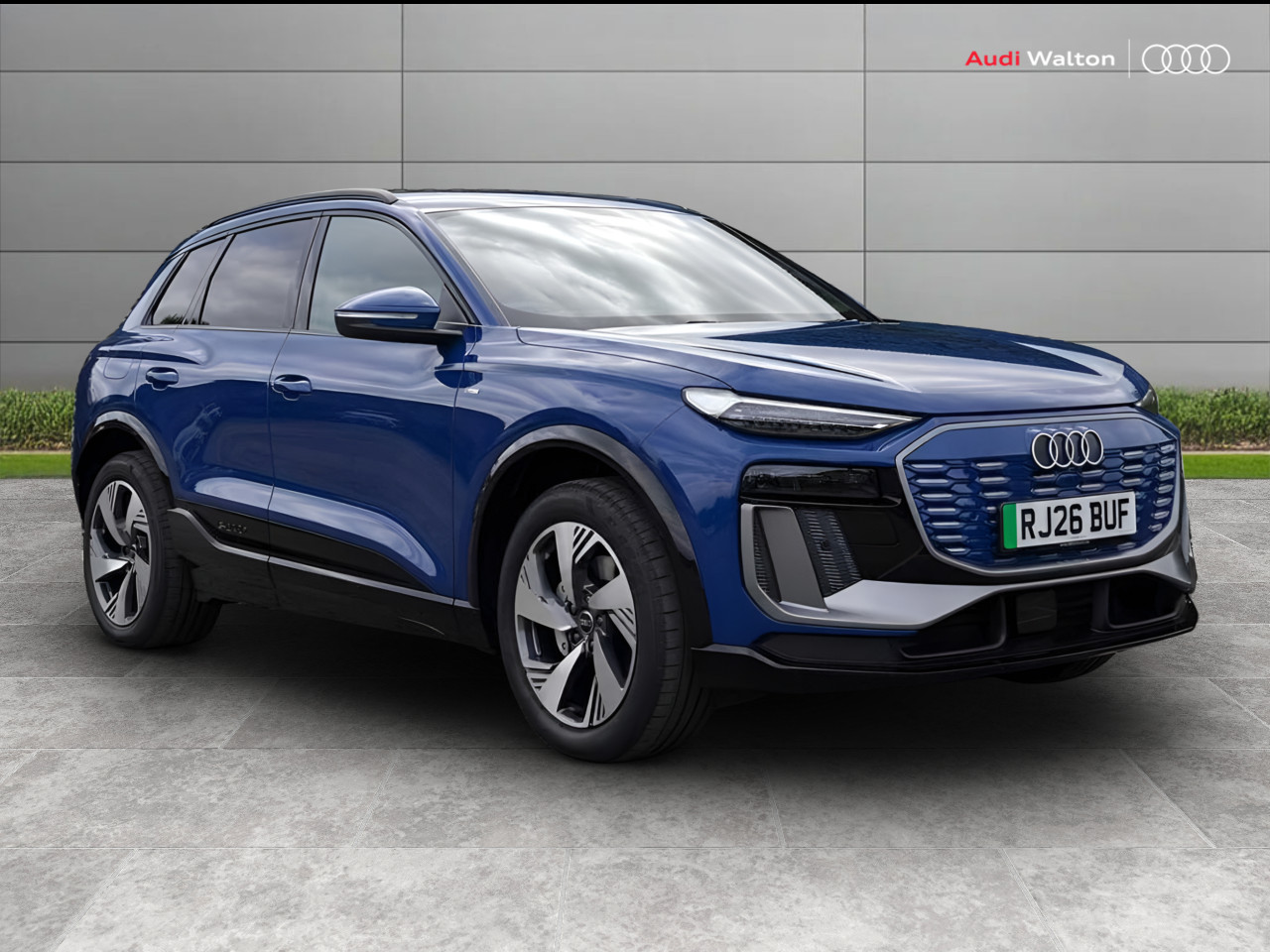 Main listing image - Audi Q6