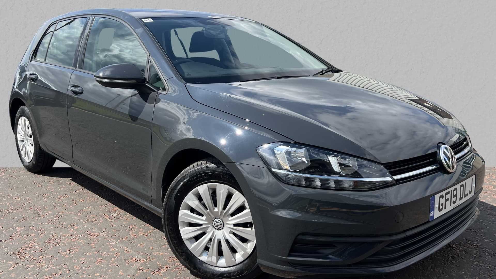 Main listing image - Volkswagen Golf