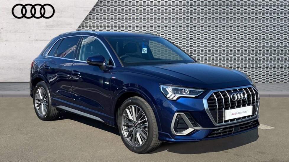 Main listing image - Audi Q3