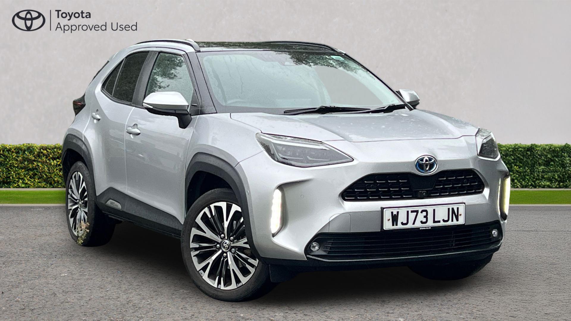 Main listing image - Toyota Yaris Cross