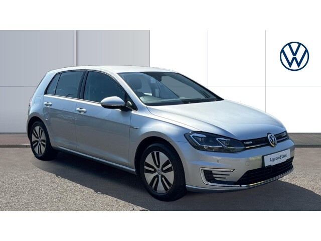 Main listing image - Volkswagen e-Golf