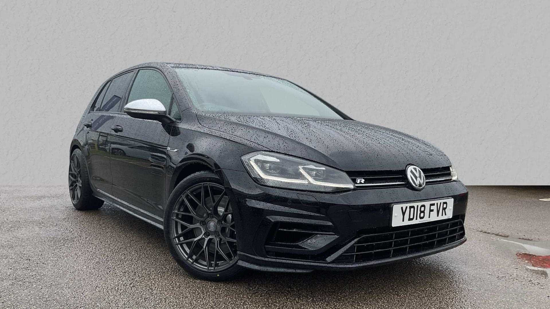 Main listing image - Volkswagen Golf R