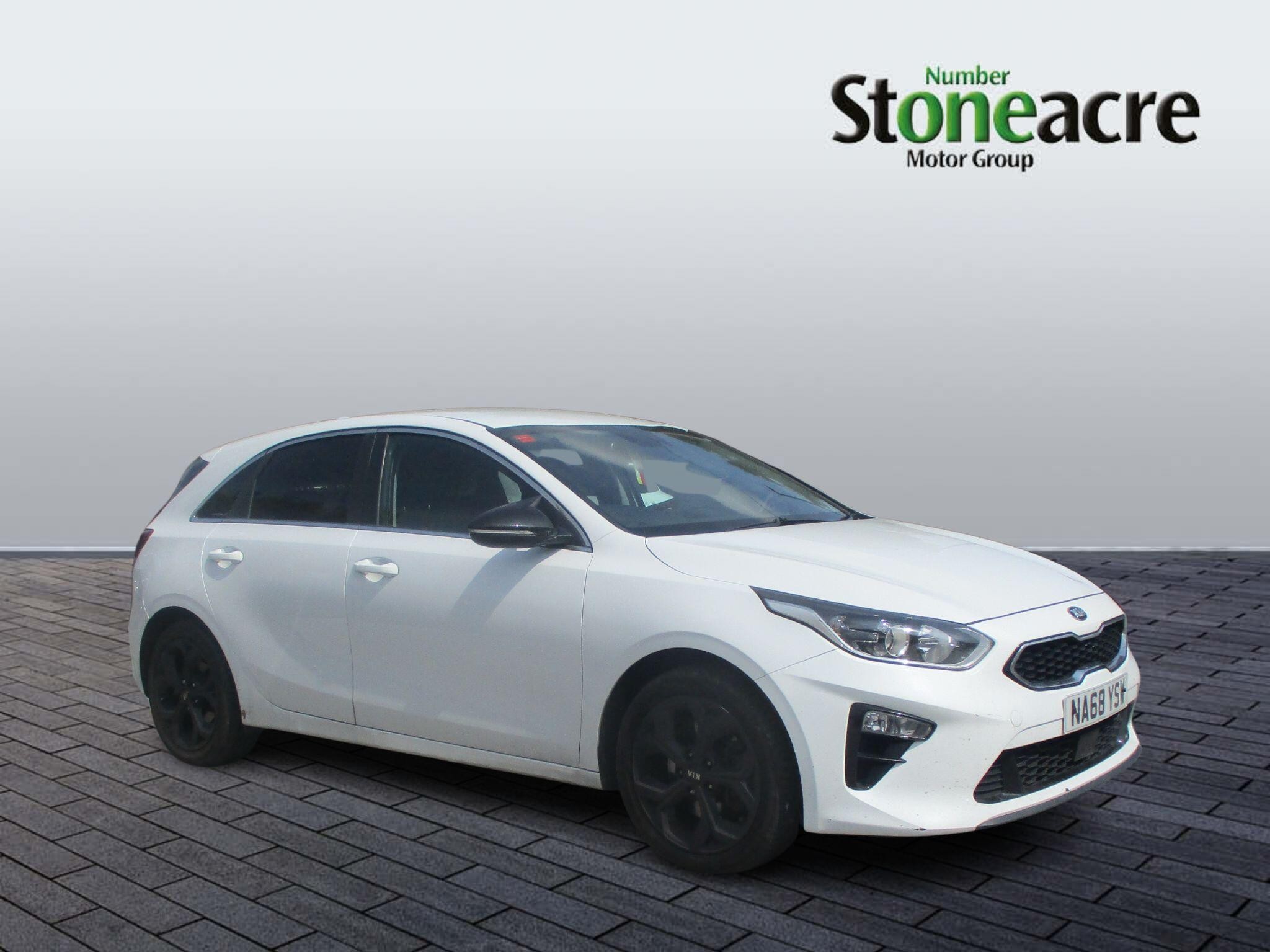 Main listing image - Kia Ceed