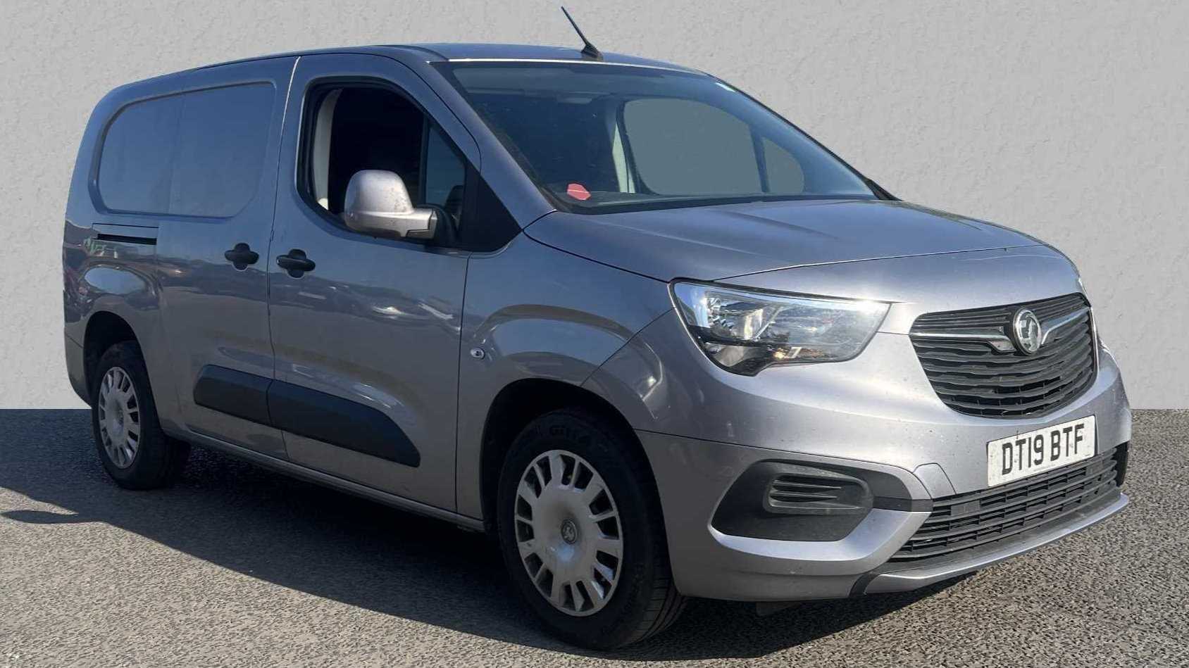 Main listing image - Vauxhall Combo Cargo