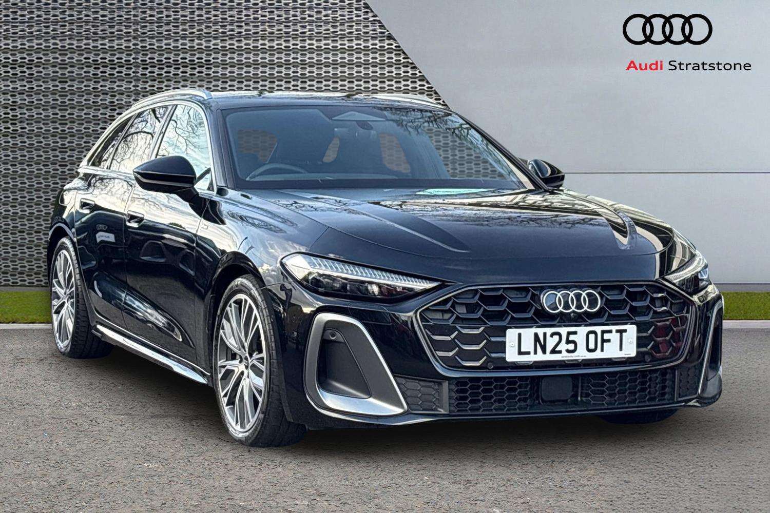 Main listing image - Audi A5