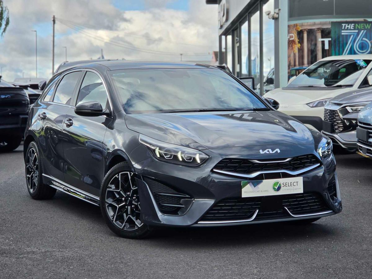 Main listing image - Kia Ceed