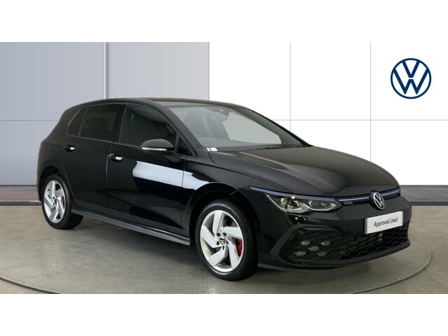 Main listing image - Volkswagen Golf GTE