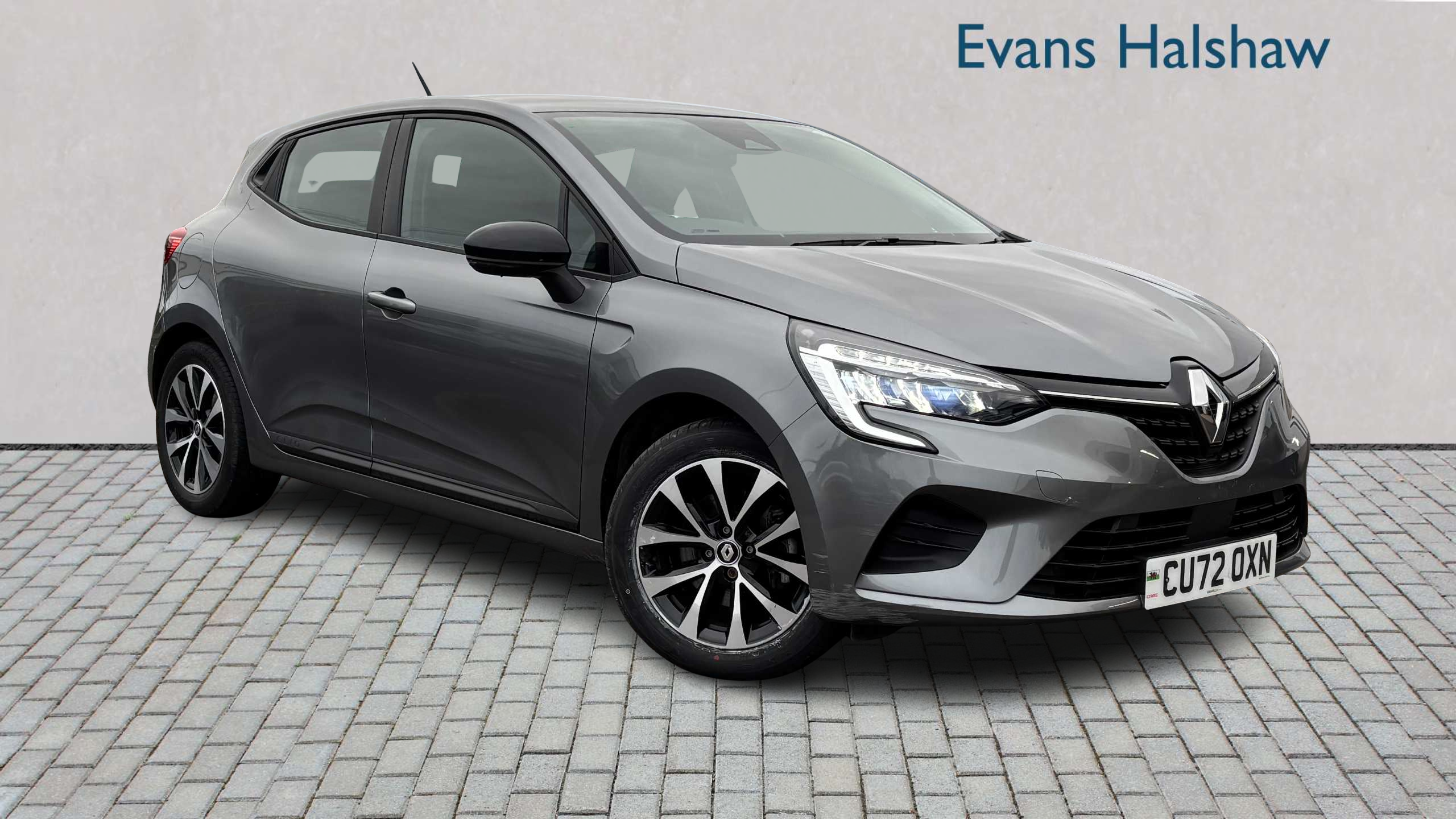 Main listing image - Renault Clio