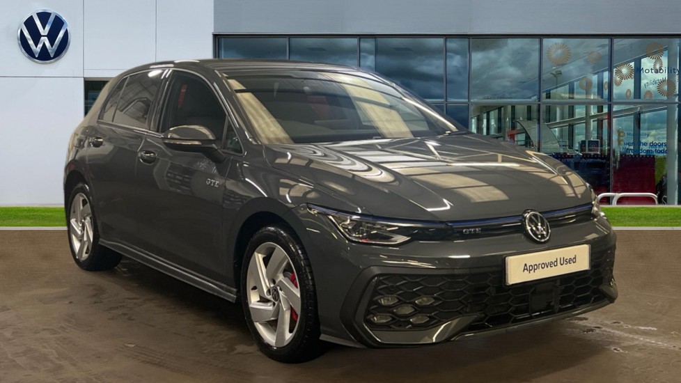 Main listing image - Volkswagen Golf GTE