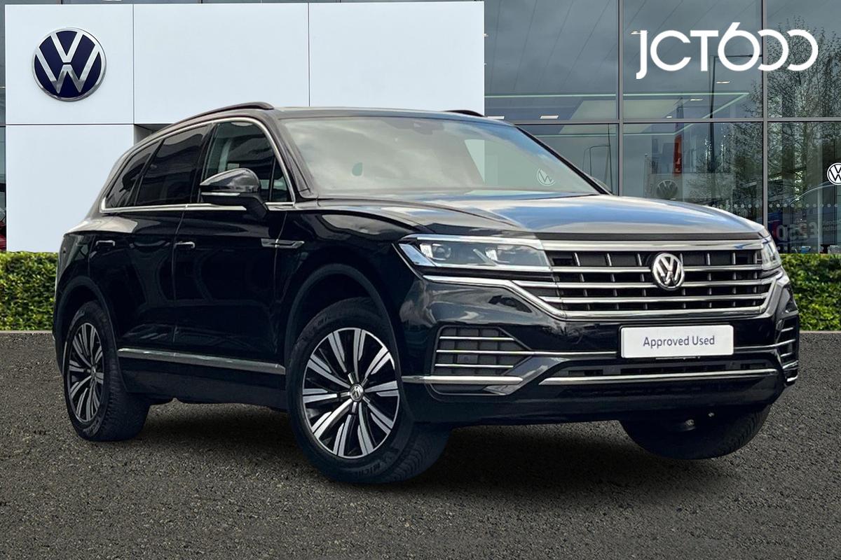 Main listing image - Volkswagen Touareg