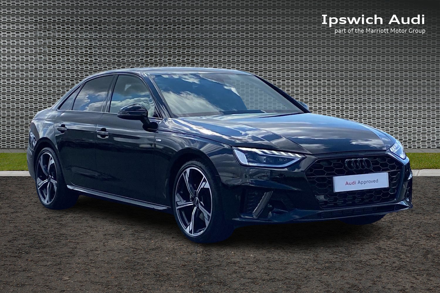 Main listing image - Audi A4