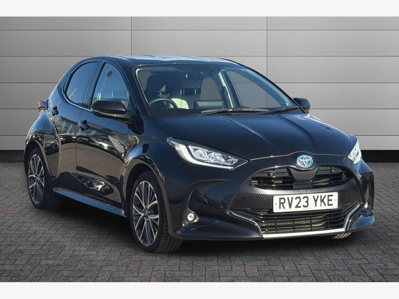 Main listing image - Toyota Yaris