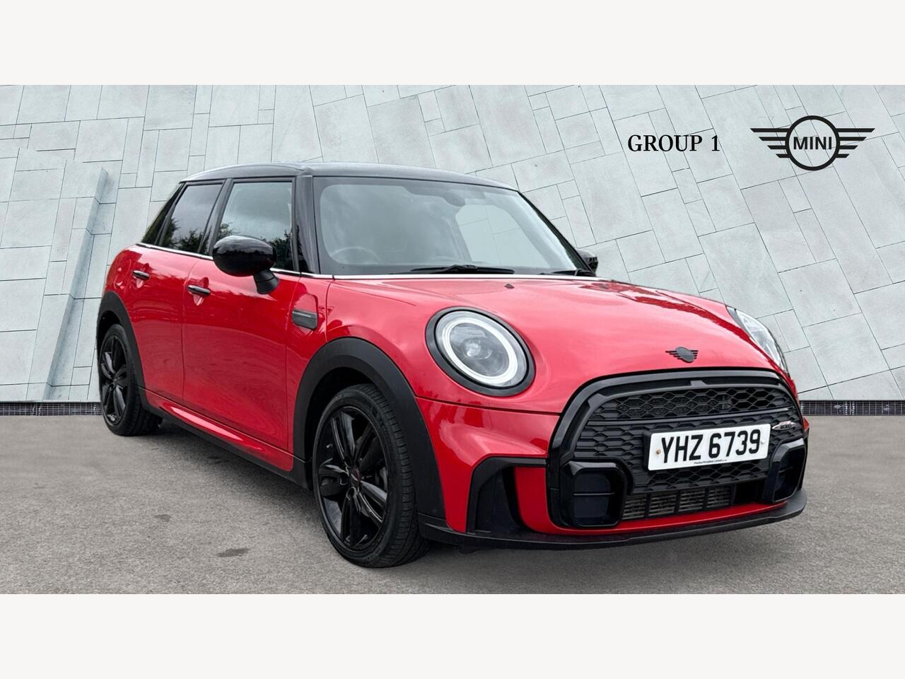 Main listing image - MINI Hatchback 5dr