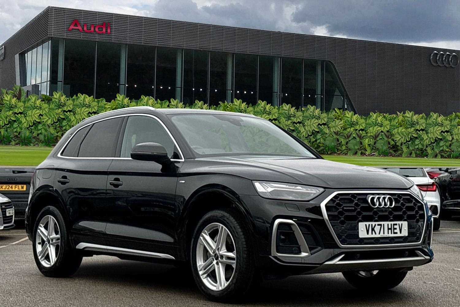 Main listing image - Audi Q5