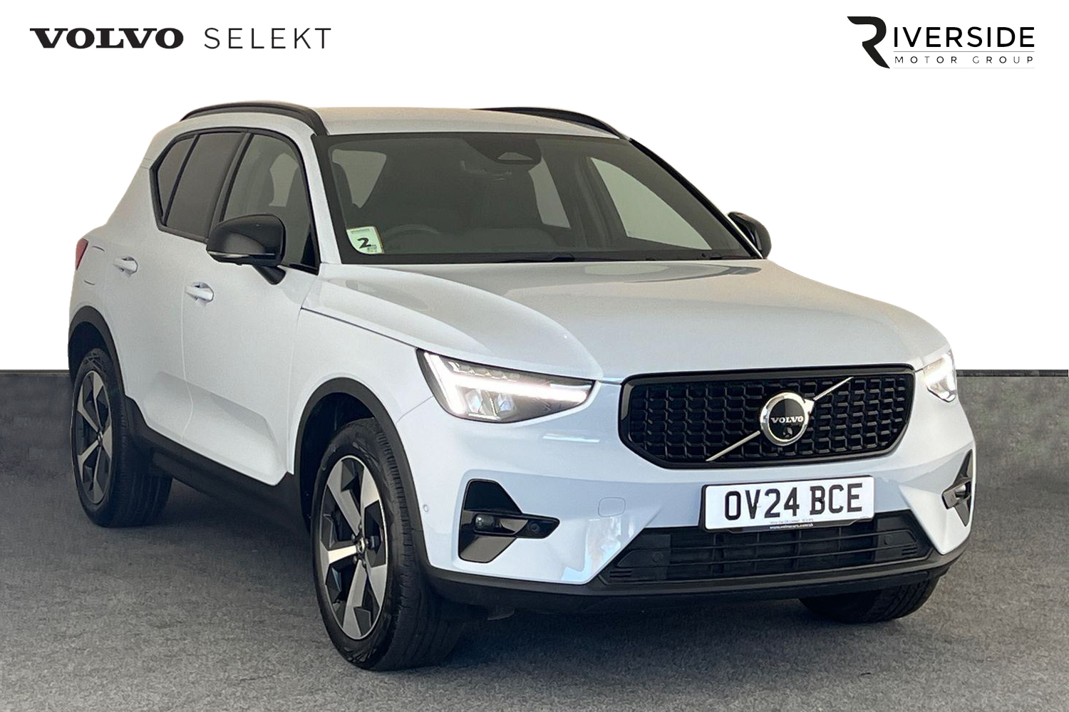 Main listing image - Volvo XC40