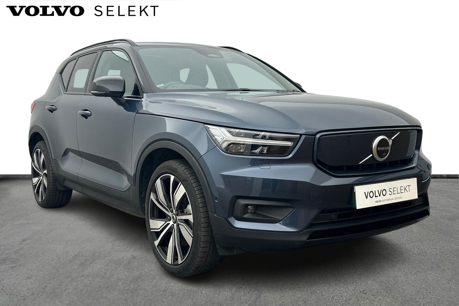 Main listing image - Volvo XC40 Recharge