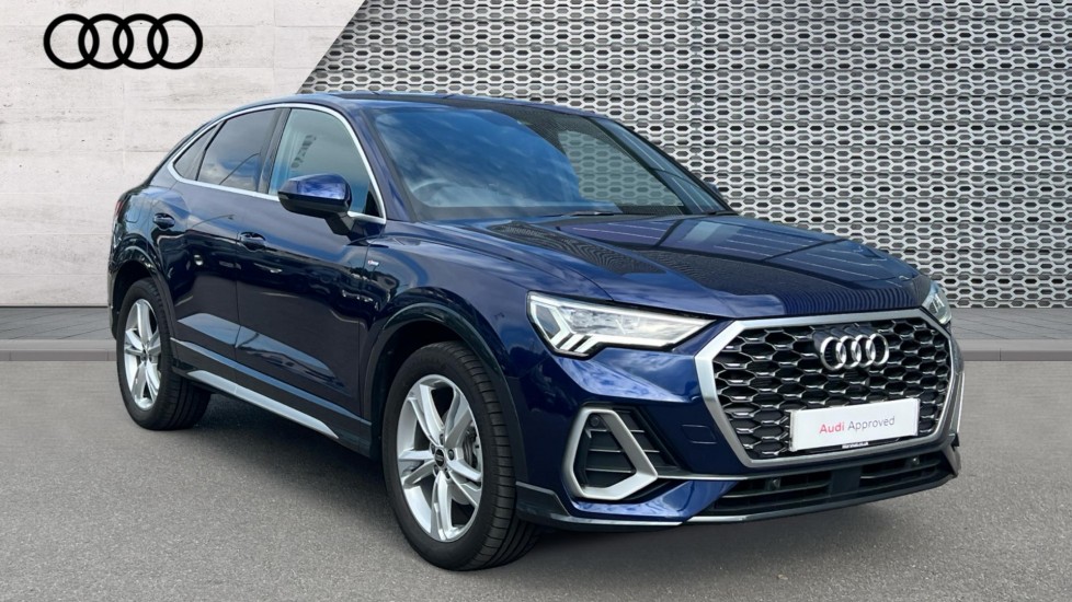 Main listing image - Audi Q3