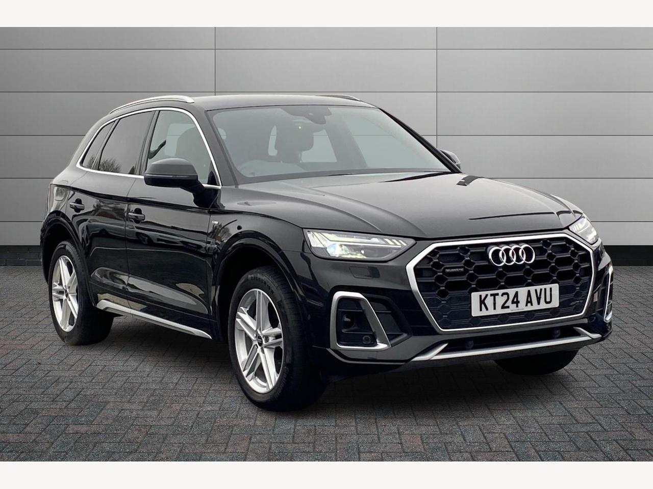 Main listing image - Audi Q5