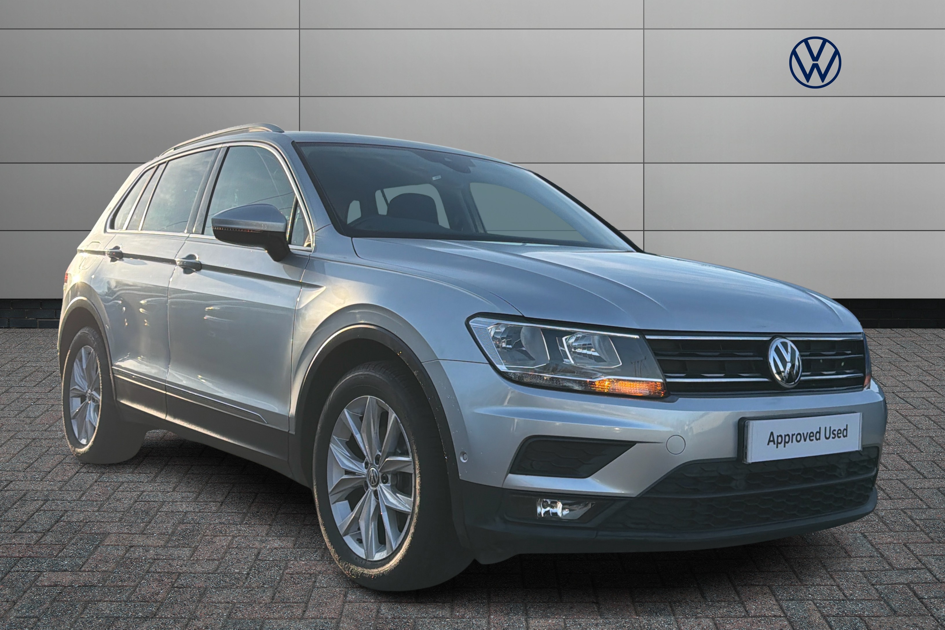 Main listing image - Volkswagen Tiguan