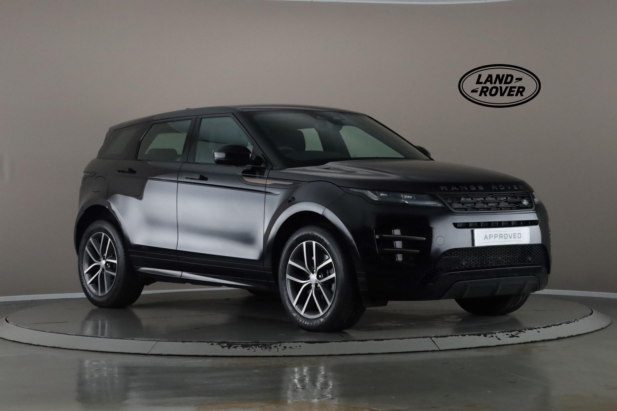 Main listing image - Land Rover Range Rover Evoque