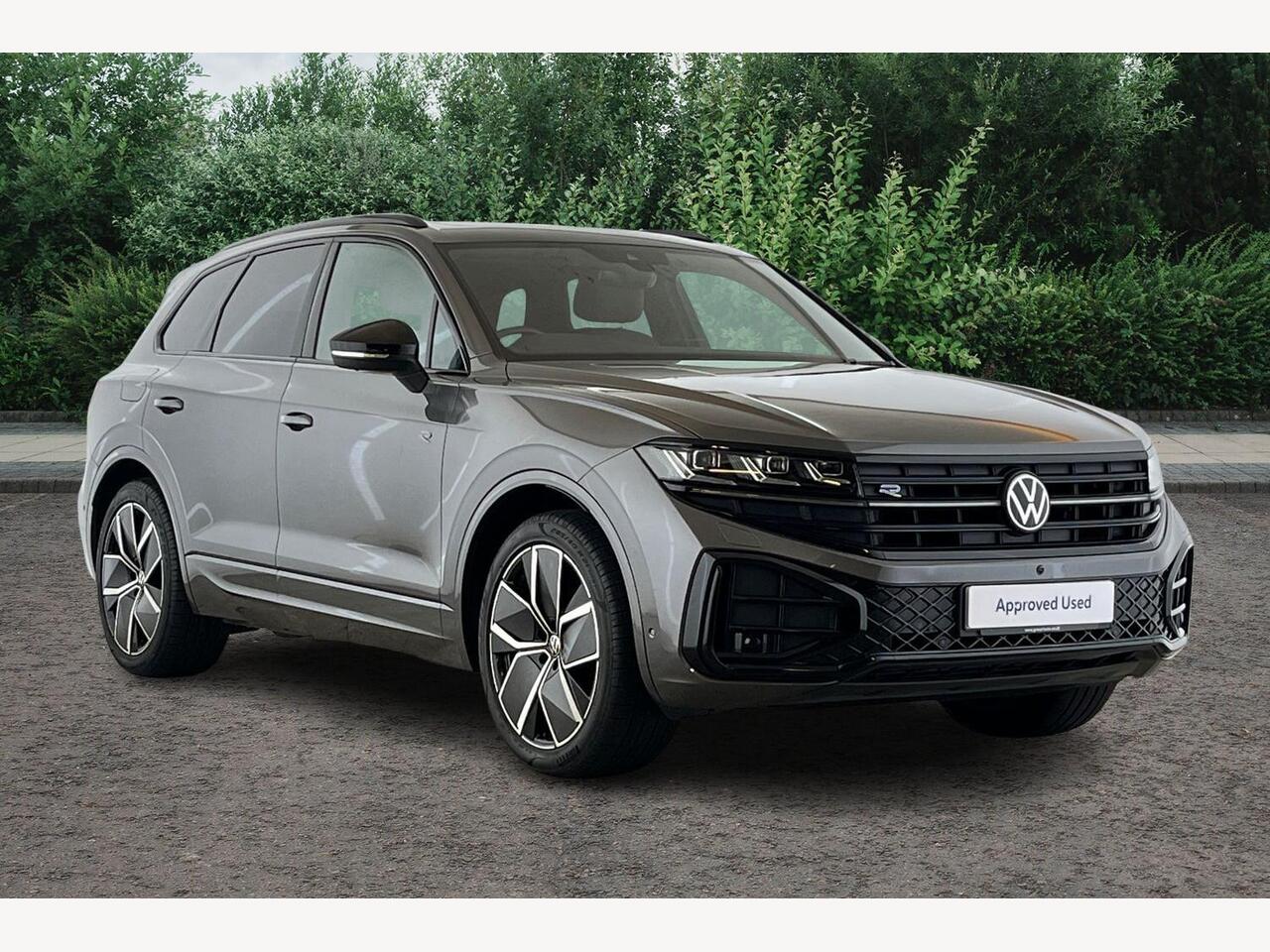 Main listing image - Volkswagen Touareg