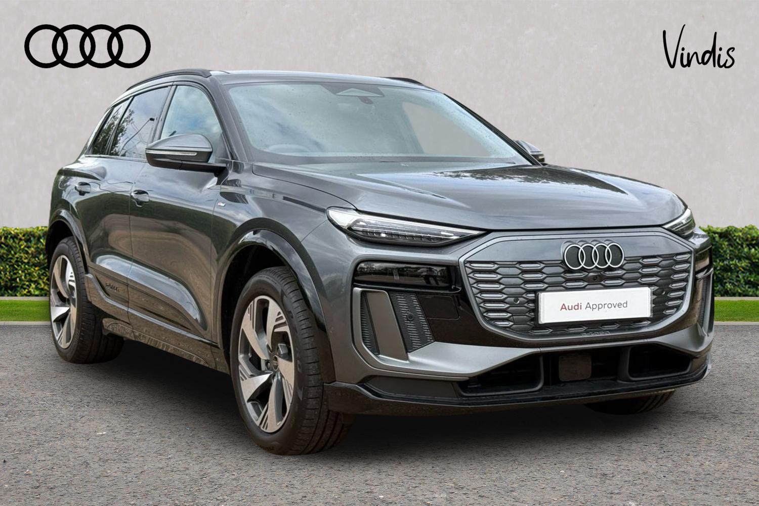 Main listing image - Audi Q6
