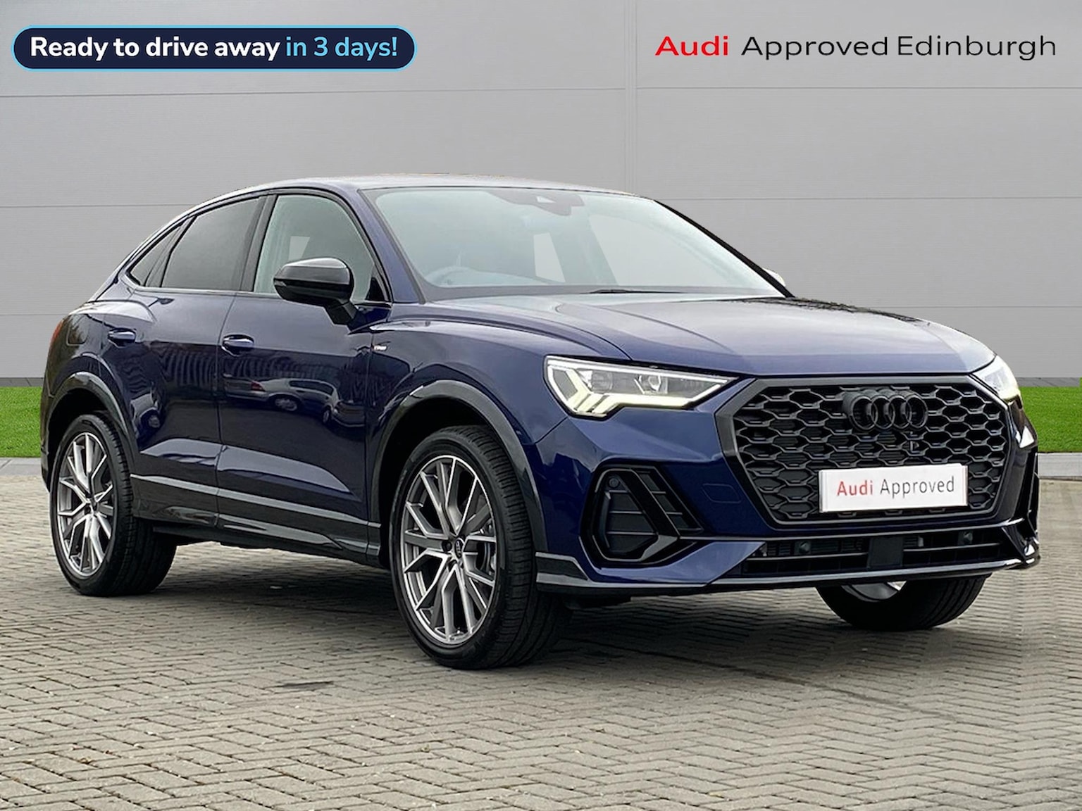 Main listing image - Audi Q3