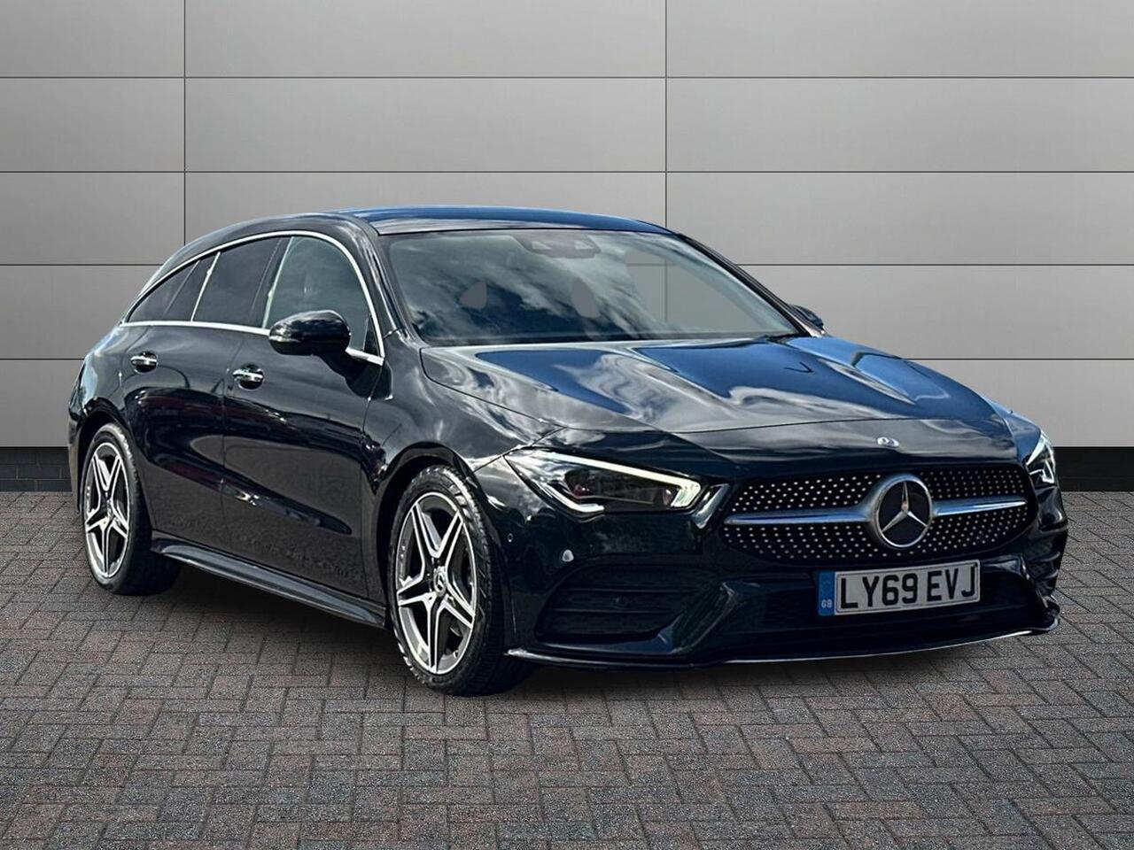 Main listing image - Mercedes-Benz CLA