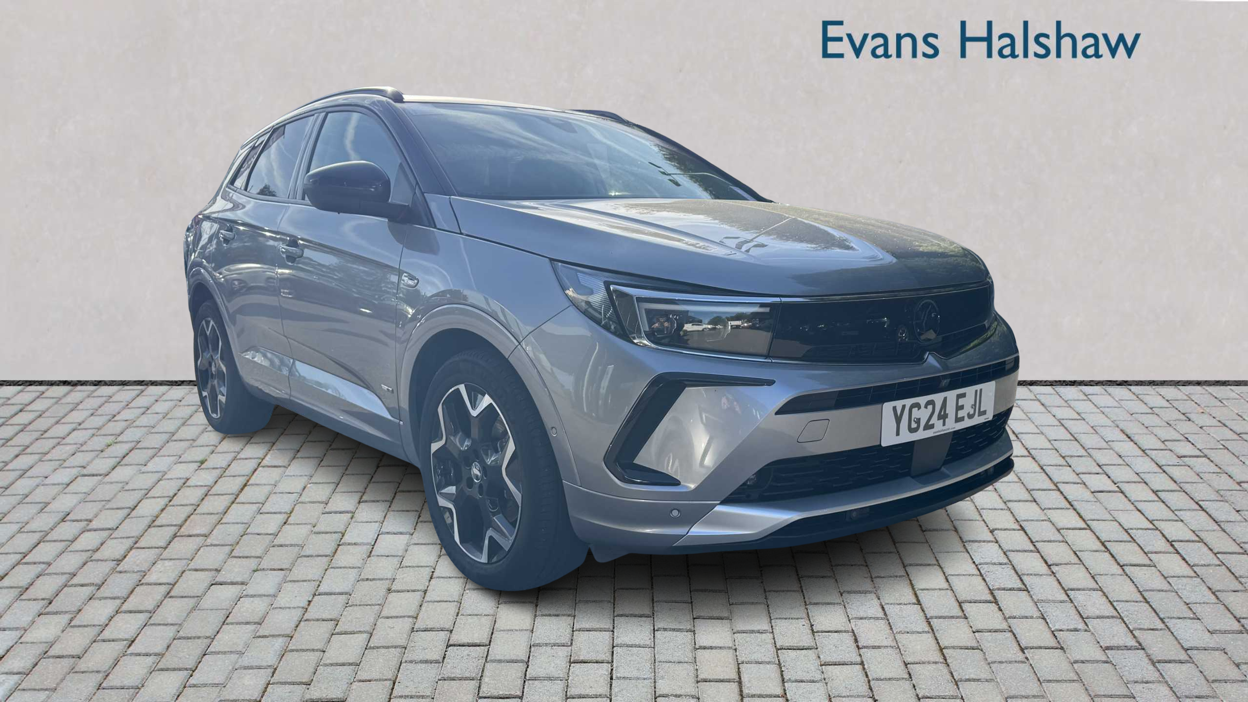 Main listing image - Vauxhall Grandland