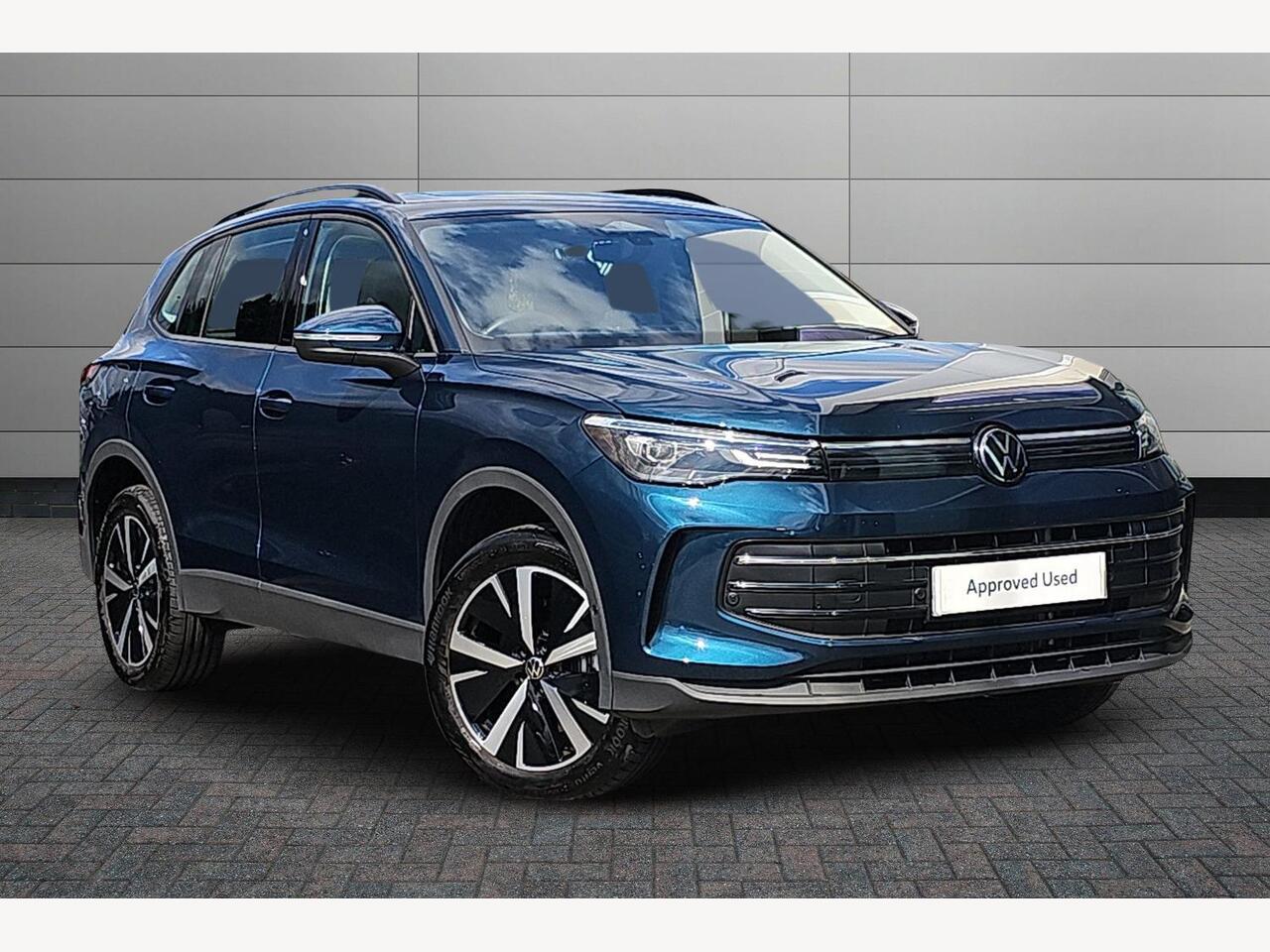 Main listing image - Volkswagen Tiguan