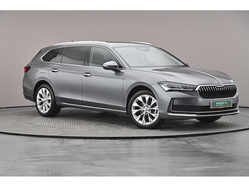 Main listing image - Skoda Superb Estate